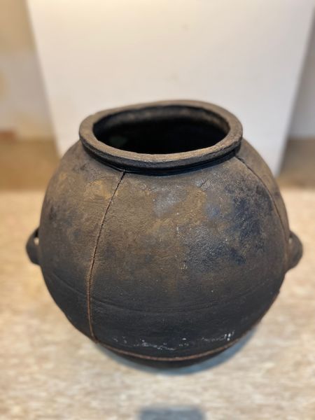 파일:광주 좀도리 운동-비움박물관 쌀독.jpg