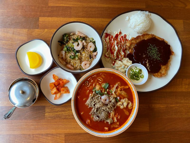 파일:광주 월계수식당-음식.jpg