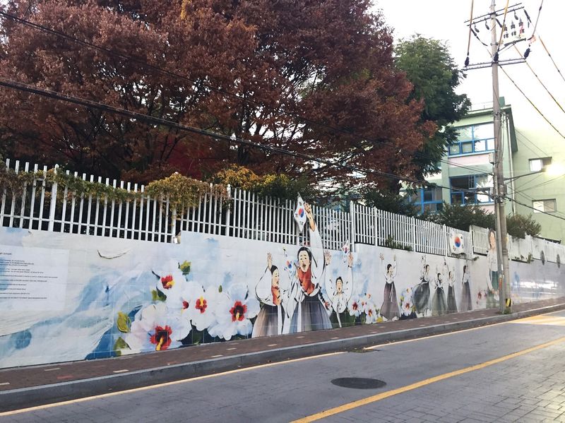 파일:수피아여학교-수피아여중고 앞1.JPG