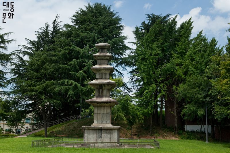 파일:(전)광주 성거사지 오층석탑-정면-대동문화재단 보유사진.jpg